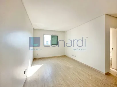 Foto Apartamento com 3 Suítes