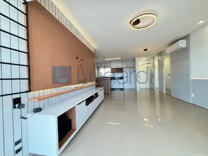 Foto Apartamento com 3 Dormitórios