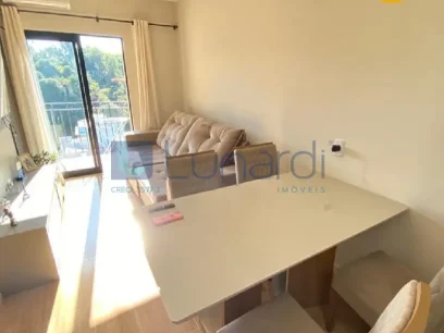 Foto Apartamento com 2 Dormitórios