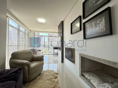 Foto Apartamento com 2 Dormitórios