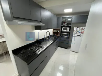 Foto Apartamento com 3 Dormitórios