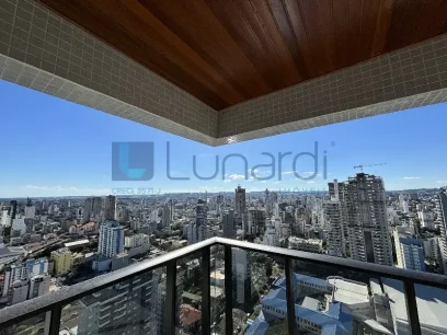 Foto Apartamento com 3 Suítes