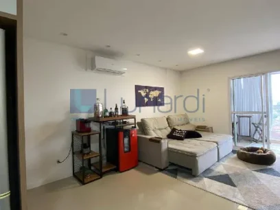 Foto Apartamento com 3 Dormitórios