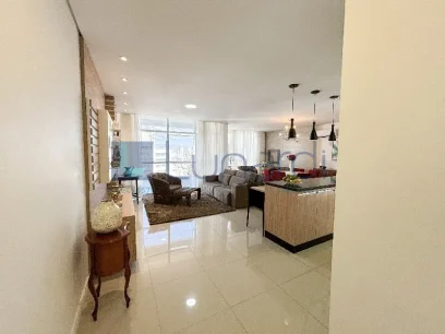 Foto Apartamento com 3 Suítes