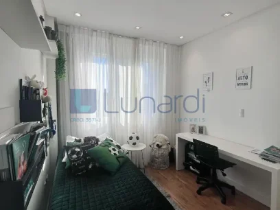 Foto Apartamento com 2 Dormitórios