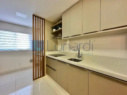 Foto Apartamento com 2 Dormitórios