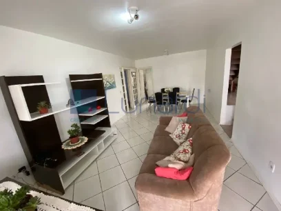 Foto Casa com 4 Dormitórios