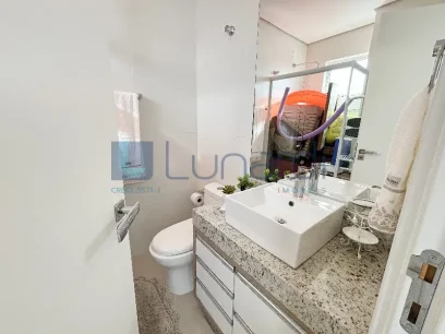 Foto Apartamento com 3 Suítes