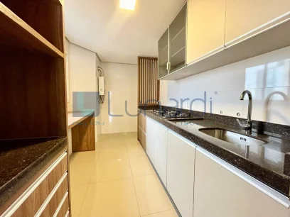 Foto Apartamento com 2 Dormitórios