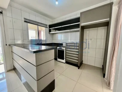 Foto Apartamento com 2 Dormitórios