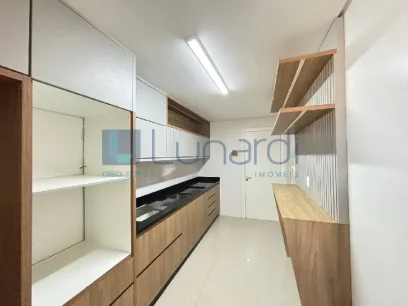 Foto Apartamento com 3 Dormitórios