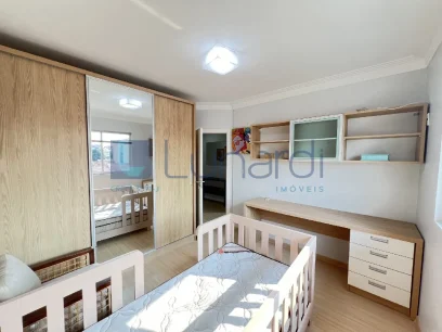 Foto Apartamento com 3 Dormitórios