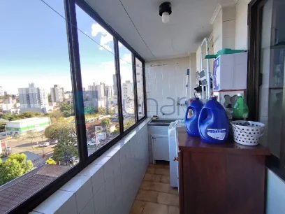 Foto Apartamento com 3 Dormitórios