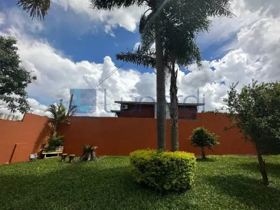 Foto Casa com 3 Dormitórios