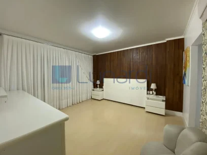 Foto Apartamento com 3 Dormitórios