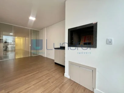 Foto Apartamento com 3 Dormitórios