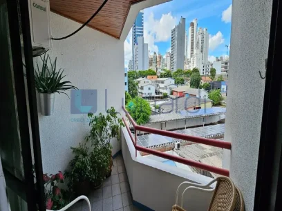 Foto Apartamento com 4 Dormitórios