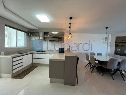 Foto Apartamento com 2 Suítes