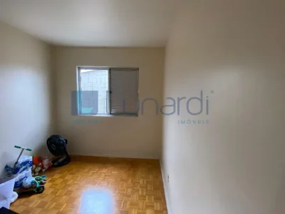 Foto Apartamento com 2 Dormitórios