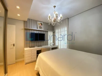 Foto Apartamento com 3 Dormitórios