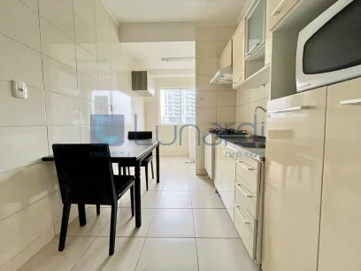 Foto Apartamento com 2 Dormitórios