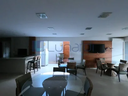 Apartamento com 3 Dormitórios