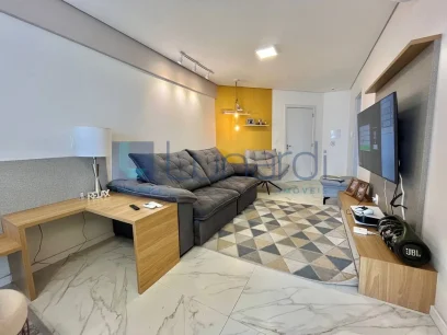 Foto Apartamento com 2 Dormitórios