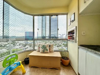 Foto Apartamento com 2 Dormitórios