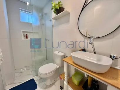 Foto Apartamento com 2 Dormitórios