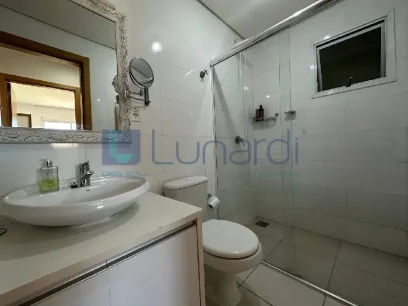 Foto Apartamento com 2 Dormitórios