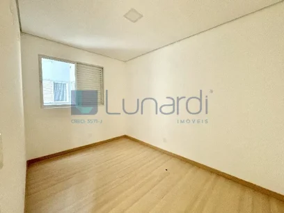 Foto Apartamento com 3 Dormitórios