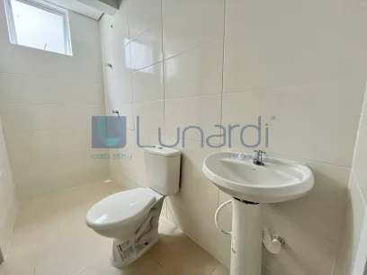 Foto Apartamento com 2 Dormitórios