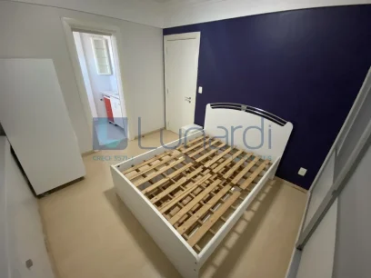 Foto Apartamento com 4 Dormitórios