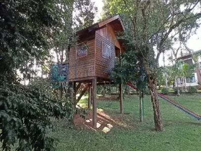 Foto Casa com 4 Dormitórios