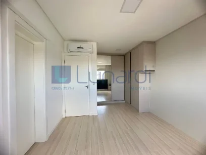 Foto Apartamento com 3 Dormitórios