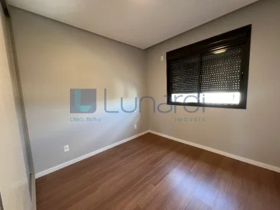 Foto Apartamento com 3 Dormitórios