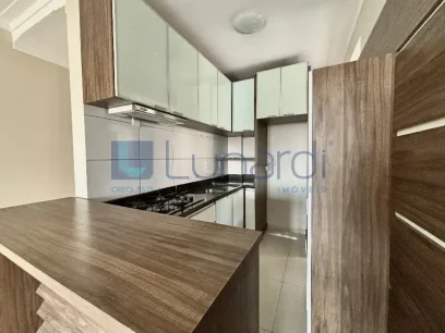 Foto Apartamento com 2 Dormitórios