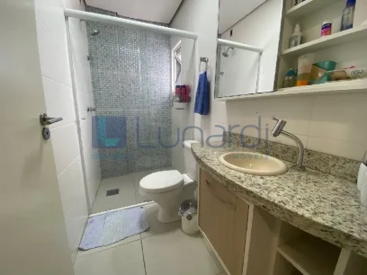 Foto Apartamento com 3 Dormitórios