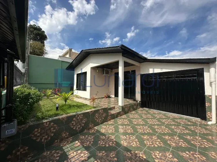 Casa com 3 Dormitórios