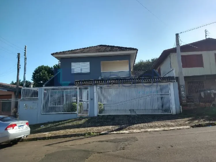 Casa com 3 Dormitórios