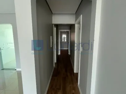 Foto Apartamento com 3 Dormitórios