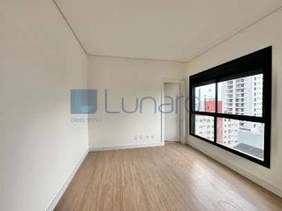 Foto Apartamento com 2 Suítes