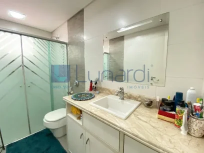 Foto Apartamento com 3 Dormitórios