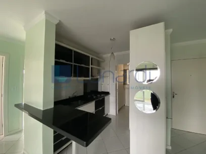 Foto Apartamento com 3 Dormitórios