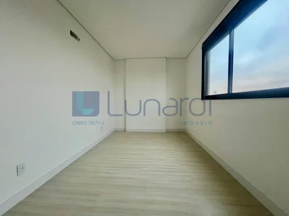 Foto Apartamento com 3 Suítes