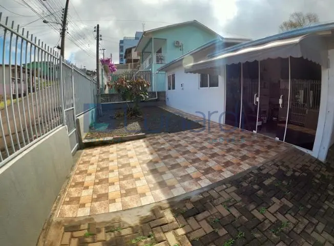 Casa com 2 Dormitórios