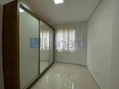 Foto Apartamento com 2 Dormitórios