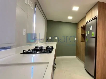 Apartamento com 3 Dormitórios