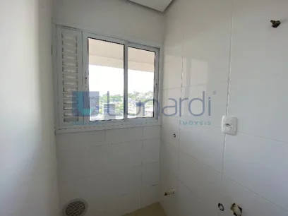 Foto Apartamento com 2 Dormitórios