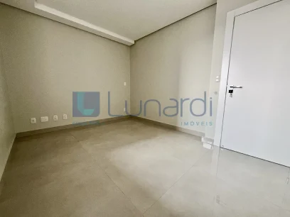 Foto Apartamento com 3 Dormitórios